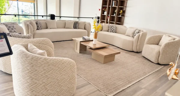sofa-showroom-bright-web-extra-compressed.webp